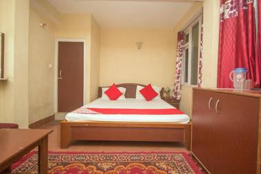OYO 61773 Hotel Jignam