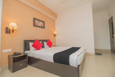 Collection O 66573 Hotel Park Inn