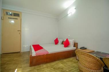OYO 65173 Nourpem Residency