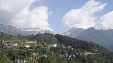 CHALET ORCHID ECO RETREAT