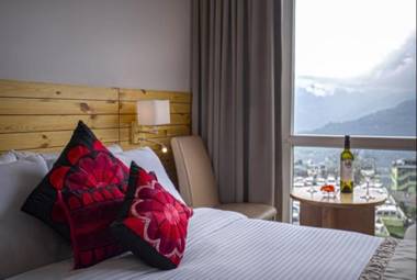 Mann Dechen and Palmo Mg Marg Gangtok