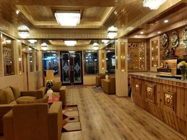 Hotel Zingkham Residency