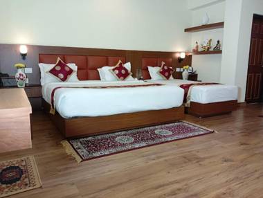 Hotel Zingkham Residency