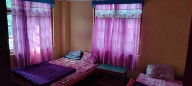 POP HOME 89194 Lachung Inn Homestay