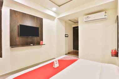 OYO 11072 Hotel Kajri Residency