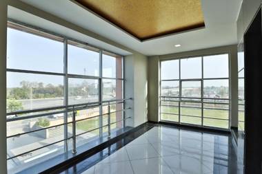 OYO 35982 Hotel Blue Rock