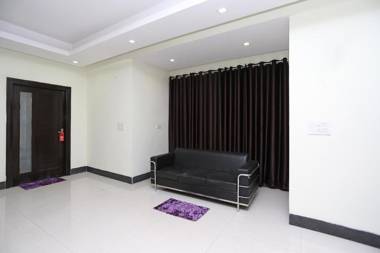 OYO 11090 Maira Homes