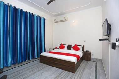 OYO 16783 Highway Residency