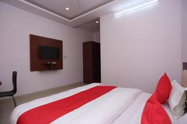 OYO 22079 Hotel Blueberry