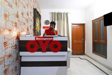 OYO 37801 Hotel Welcome