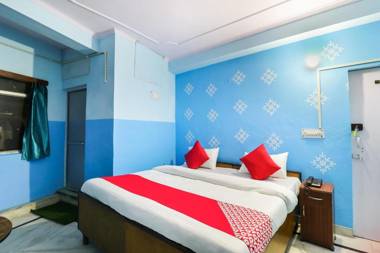 OYO 70153 Hotel Moon Tara