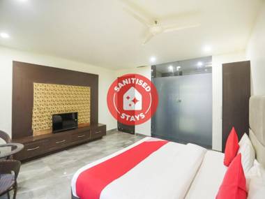 OYO 72100 Hotel Krishna