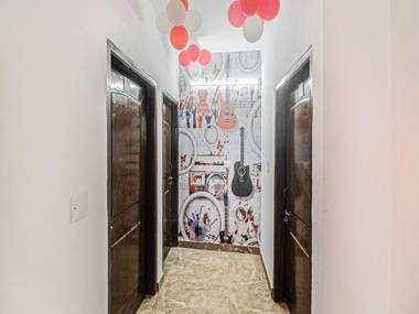 OYO Flagship 82749 Hotel Royal Rooms