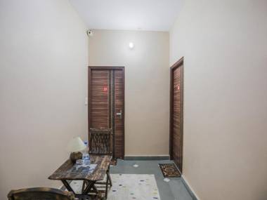 OYO Flagship 80707 Hotel Happy Stay