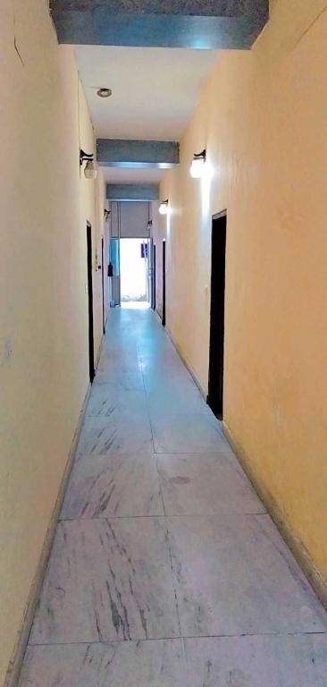 OYO 92164 Crown Hotel And Banquets