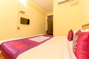 OYO 80431 Hotel Diamond In