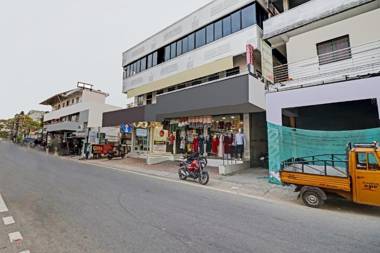 SPOT ON 80688 Grandnext Lodge