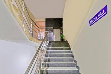 OYO 40115 J P Palace