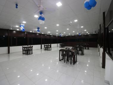 OYO 9809 Hotel Shree Residency