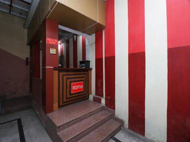 OYO 24700 Hotel Mahalaxmi Palace