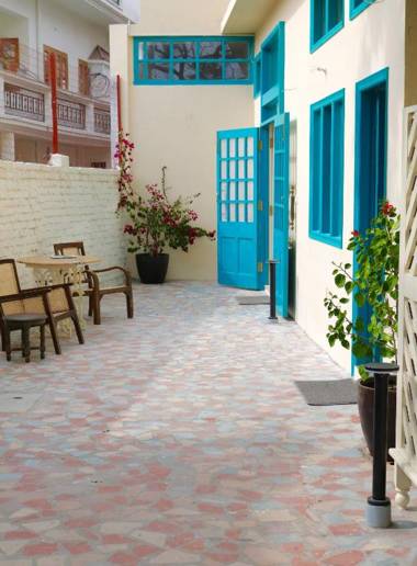 Mango Tree Courtyard Dehradun