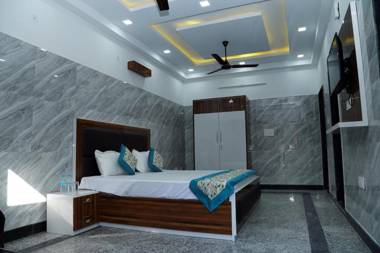 Hotel Amar Leela