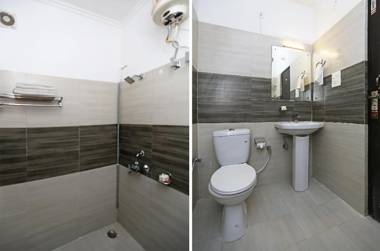 OYO Flagship 6163 Hotel City Palace