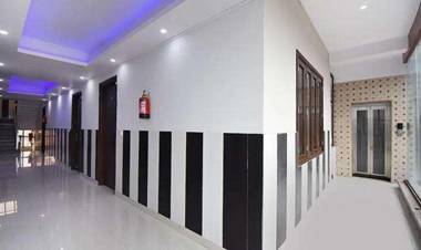 FabHotel Mayank Residency