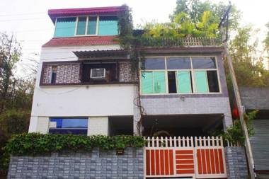 OYO HOME 89162 Rajawat Home