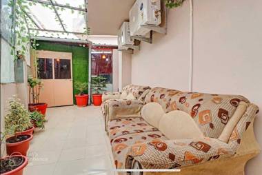 POP 89603 Bottom Inn