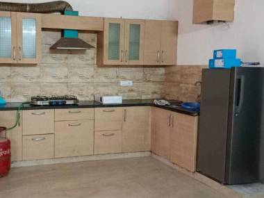 OYO HOME 92096 Youphoria