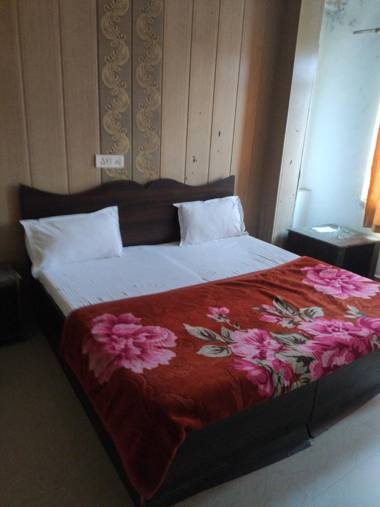 OYO HOME 92193 Gp Homestay