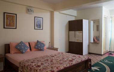 Little Singamari Home Stay