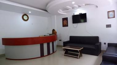 Local Connection - Blue Sapphire