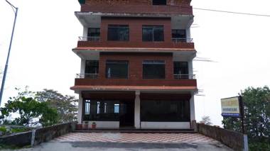 Local Connection - Blue Sapphire