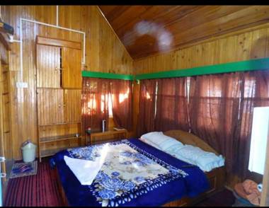 Vamoose Rainbow Valley Resort