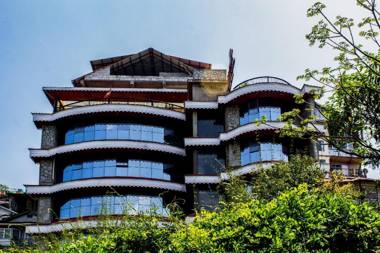 Sumi Queens Yard Rink Mall Darjeeling