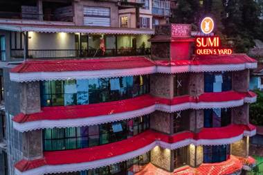 Sumi Queens Yard Rink Mall Darjeeling