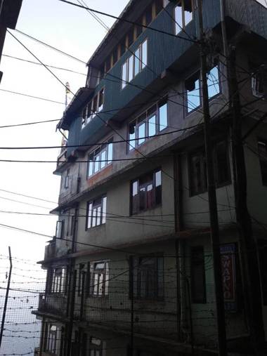 POP 84304 Hotel Swapna Deep