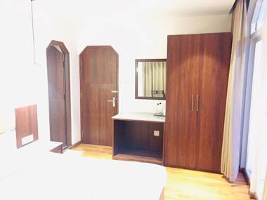 Exquisite Stay near Main Market