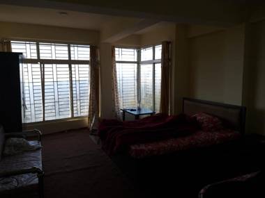 Vamoose Silver Pine Homestay