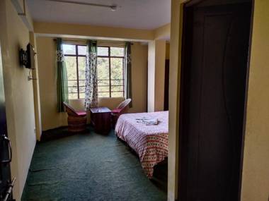 Hotel Himalaya Residency