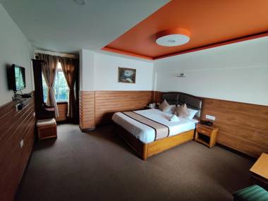 Hotel Kasturi Palace and Restaurant