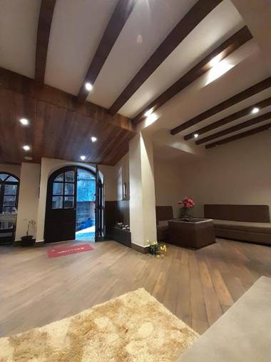 Wonder Woods Boutique Hotel