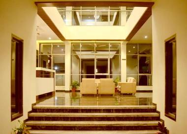 Hotel Sadhana Executive