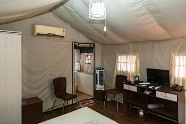Tent-O-Treat Premium Rooms near Dapoli