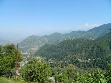 Sahni's Foggy Hills HomeStay