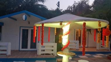 Paradise Village Beach Resort