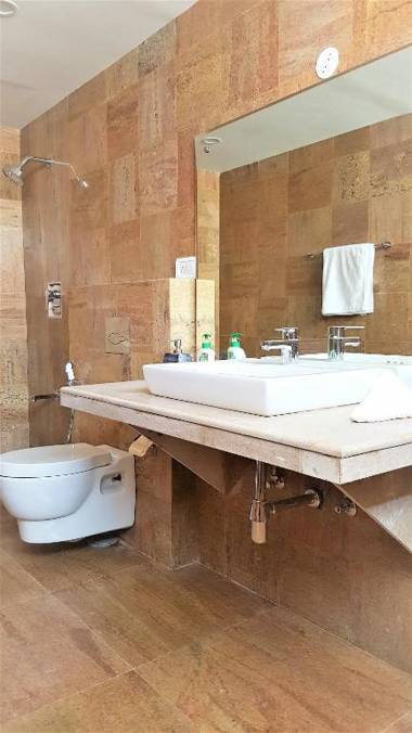 Wave Calangute - Hi Hospitality