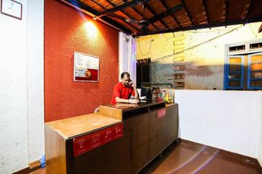 OYO 19621 Calangute Beach Holiday Inn